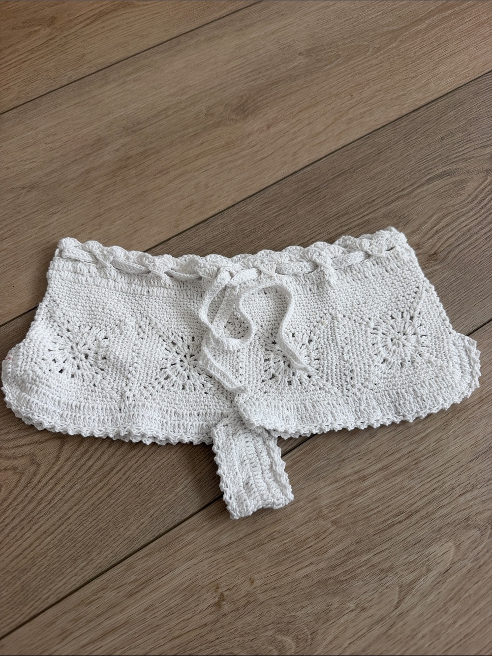 Andi bagus White Crochet Tie-Waist Women's Shorts